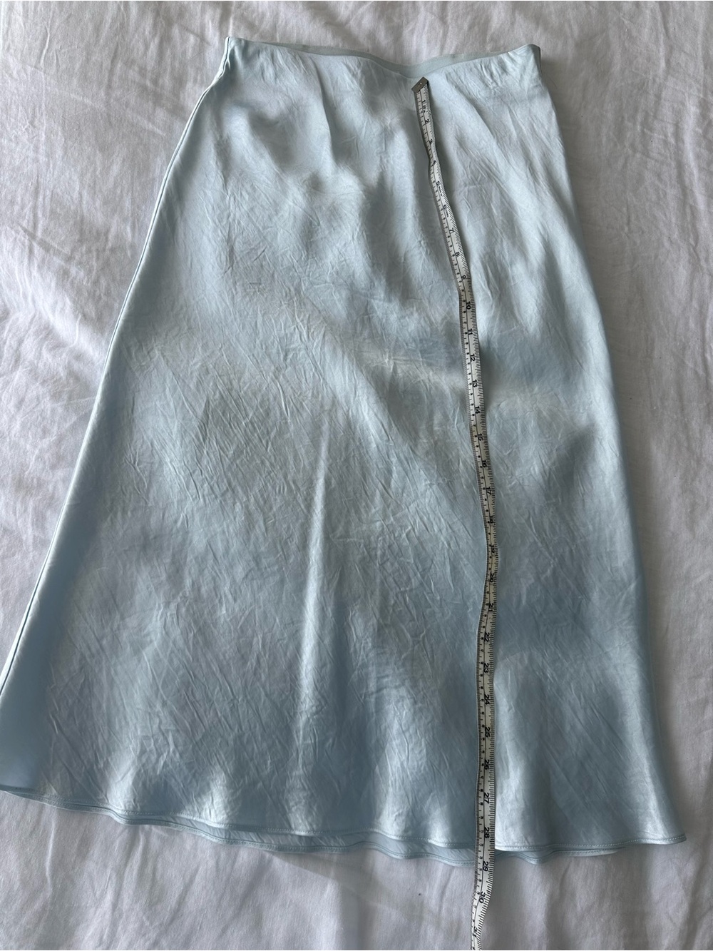 Aritzia satin midi skirt - Picture 4 of 6